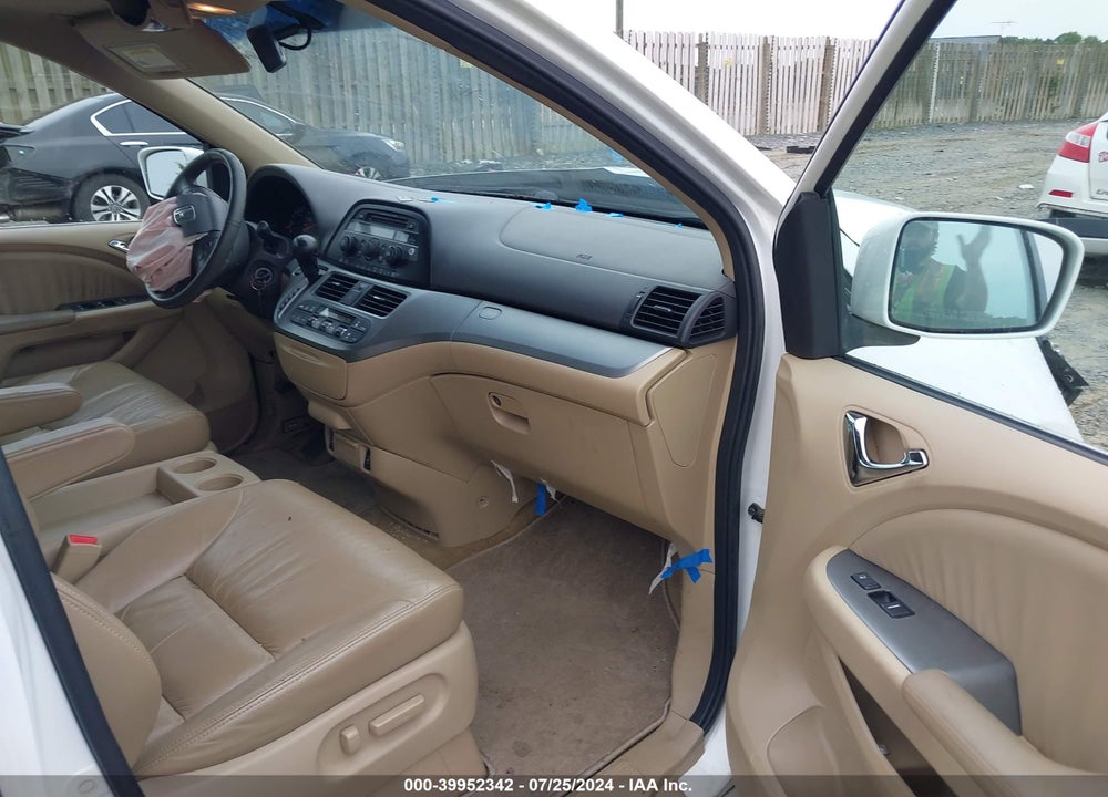 2008 HONDA ODYSSEY EX-L VIN: 5FNRL38608B400341