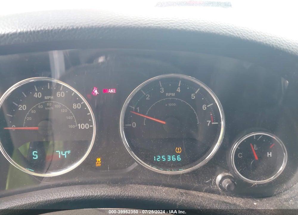 2014 JEEP WRANGLER / VIN: 1C4AJWAG9EL110079
