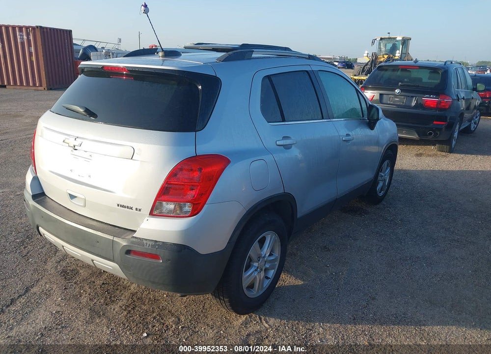 2016 CHEVROLET TRAX LT VIN: 3GNCJLSB2GL240648