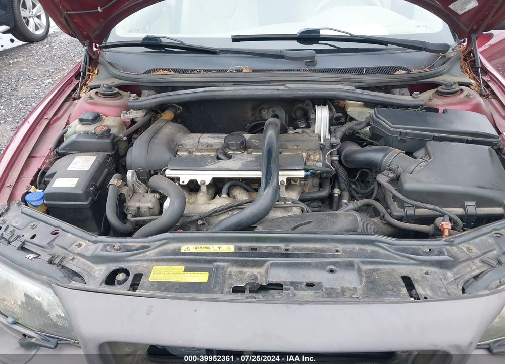 2004 VOLVO XC70 2.5T VIN: YV1SZ59H741148502