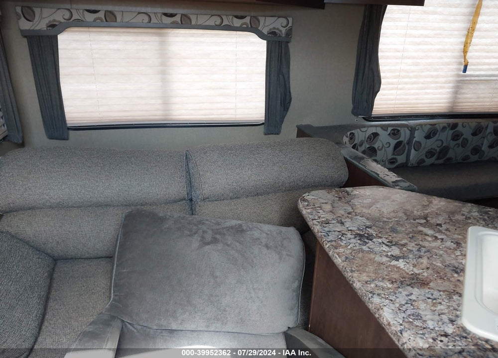 2015 KEYSTONE RV HIDEOUT LUXURY VIN: 4YDT26R27F7207495