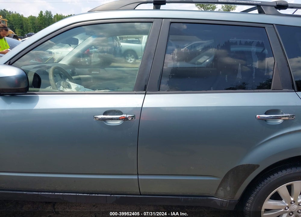 2012 SUBARU FORESTER 2.5X LIMITED VIN: JF2SHAEC6CH454156