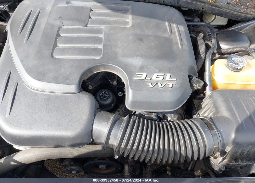 2016 CHRYSLER 300C VIN: 2C3CCAEG1GH190238