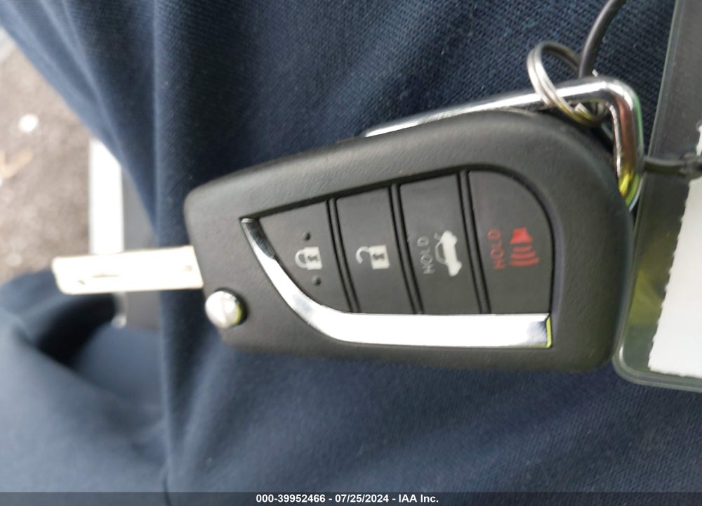 2022 TOYOTA COROLLA LE VIN: 5YFEPMAE5NP339272
