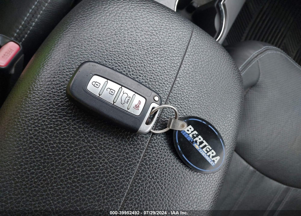 2012 KIA SORENTO EX V6 VIN: 5XYKUDA29CG266331