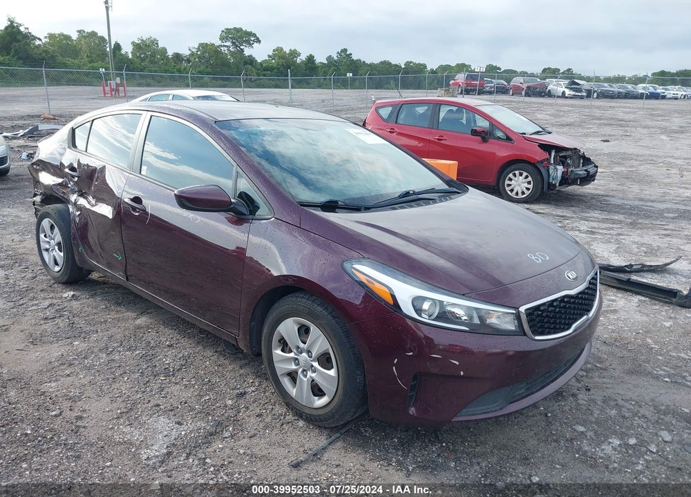 2018 KIA FORTE LX VIN: 3KPFK4A75JE258515