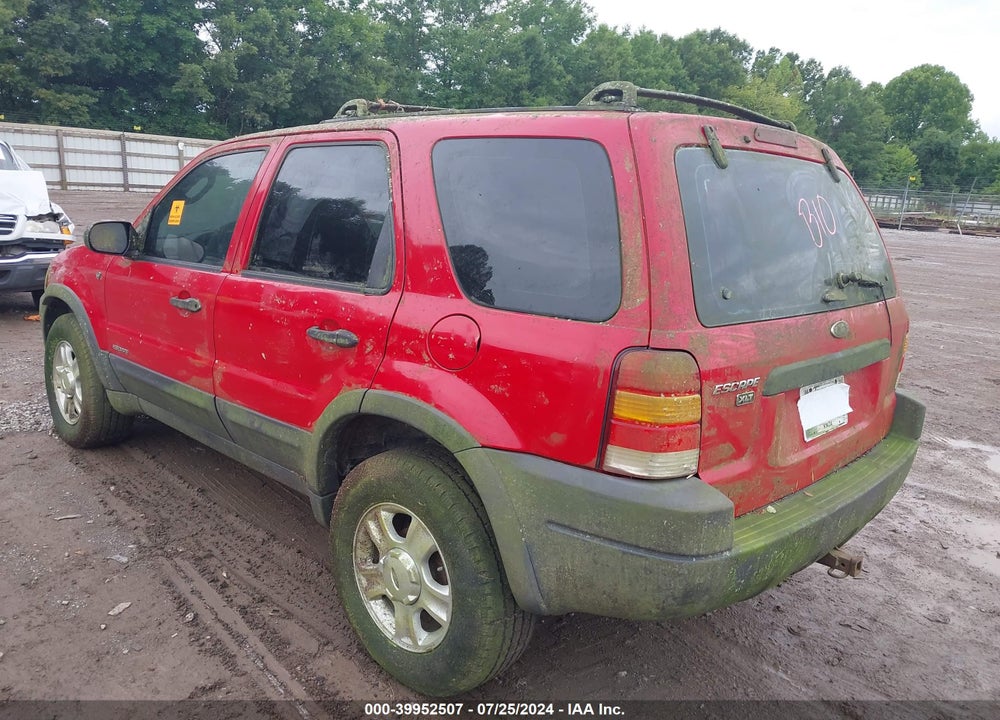 2001 FORD ESCAPE XLT VIN: 1FMYU04131KA35207