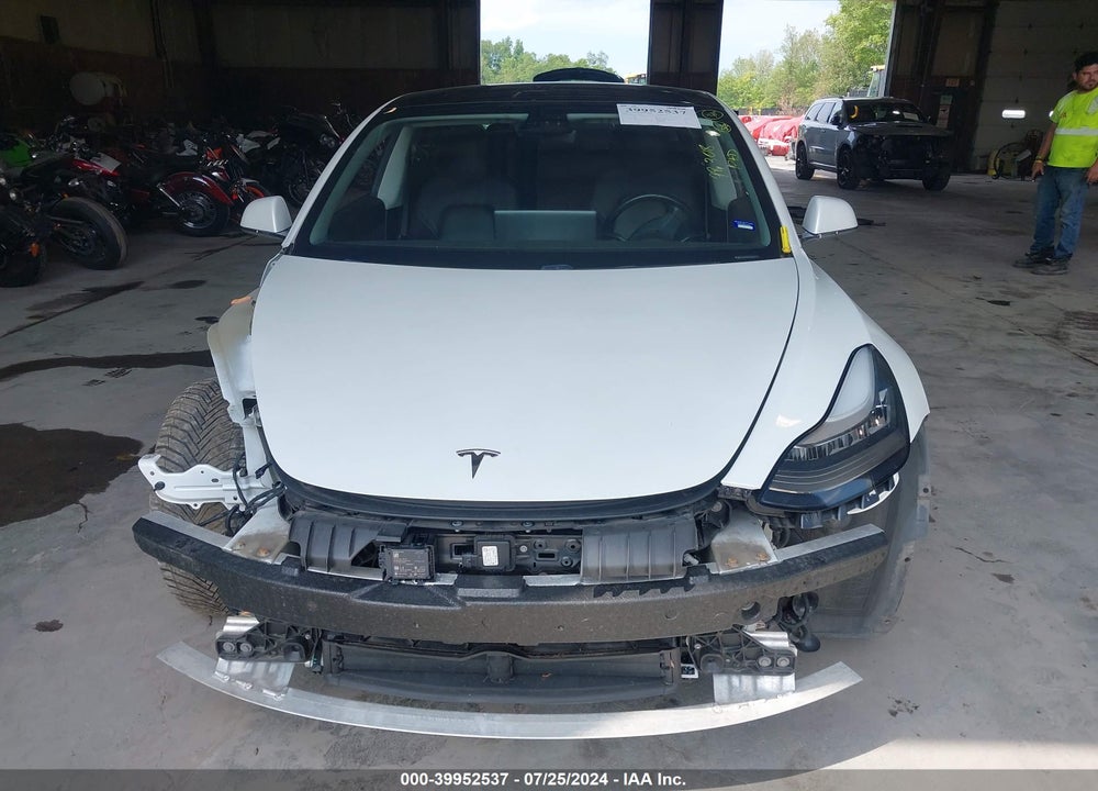 2019 TESLA MODEL 3 LONG RANGE/PERFORMANCE VIN: 5YJ3E1EB9KF390177