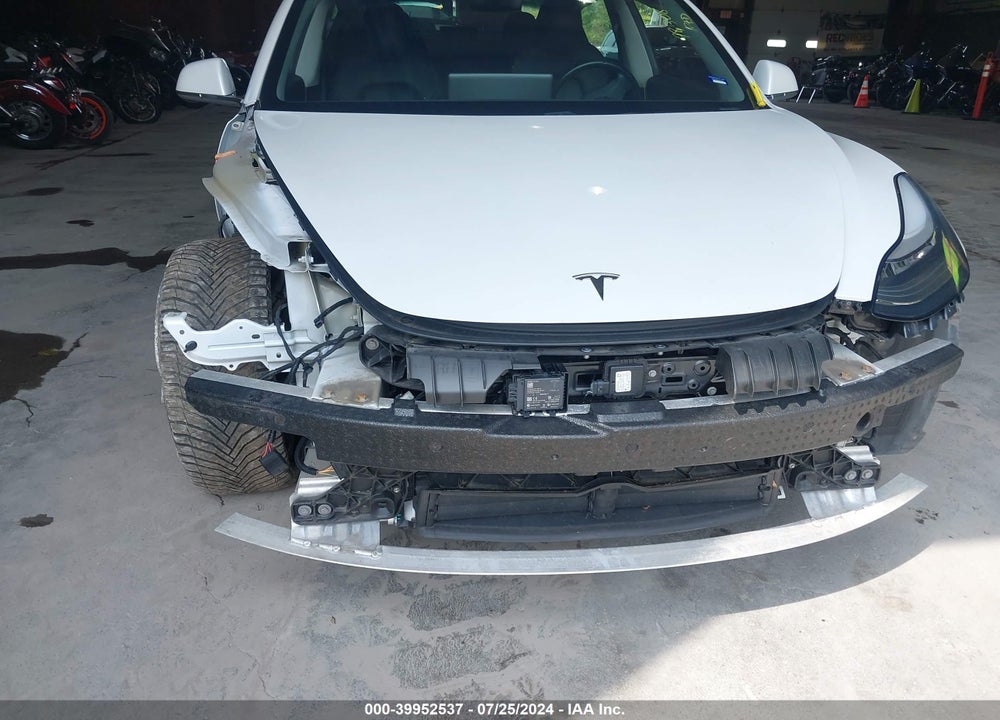 2019 TESLA MODEL 3 LONG RANGE/PERFORMANCE VIN: 5YJ3E1EB9KF390177