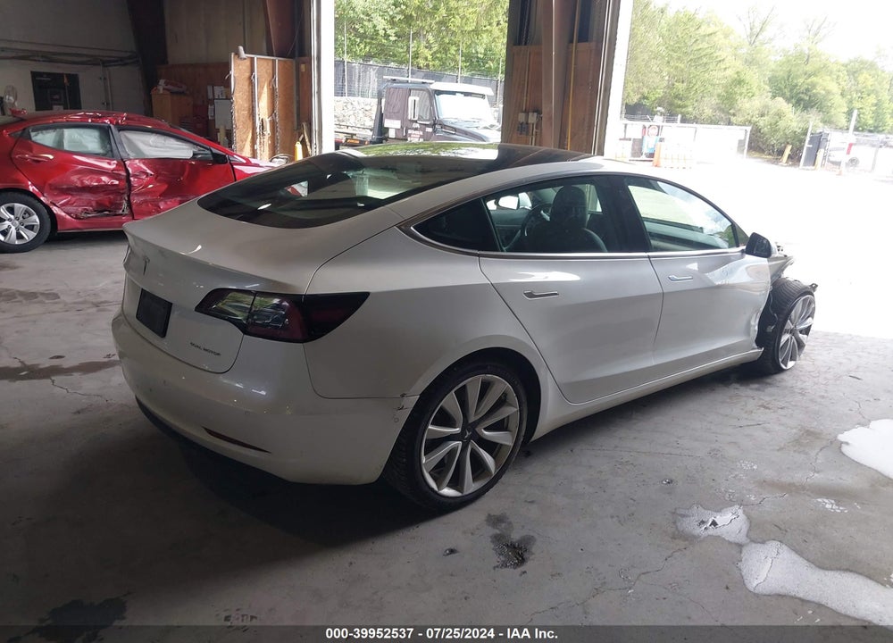 2019 TESLA MODEL 3 LONG RANGE/PERFORMANCE VIN: 5YJ3E1EB9KF390177