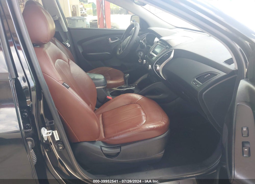 2012 HYUNDAI TUCSON LIMITED VIN: KM8JUCAC3CU433856