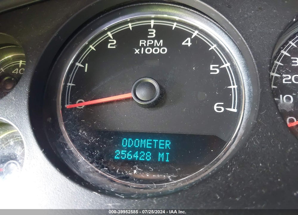 2008 CHEVROLET TAHOE LTZ VIN: 1GNFK13058J115955