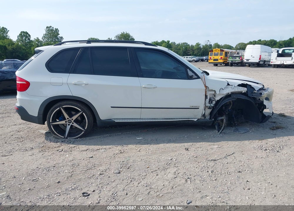 2009 BMW X5 XDRIVE30I VIN: 5UXFE43569L260875