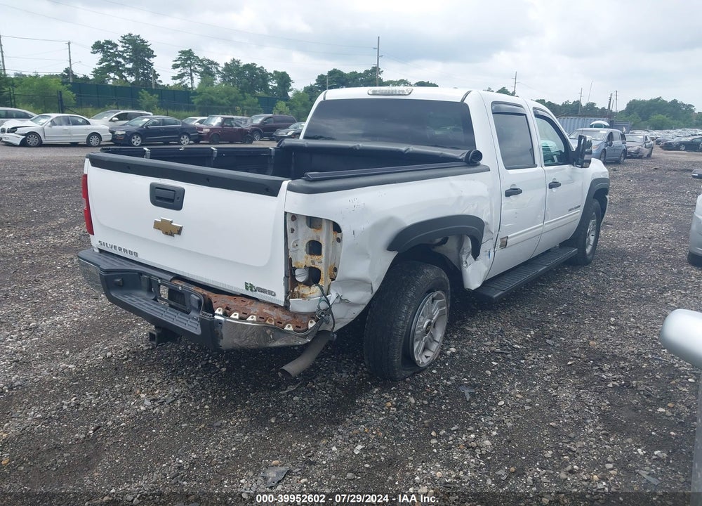 2011 CHEVROLET SILVERADO 1500 HYBRID 1HY VIN: 3GCUKUEJ3BG133001