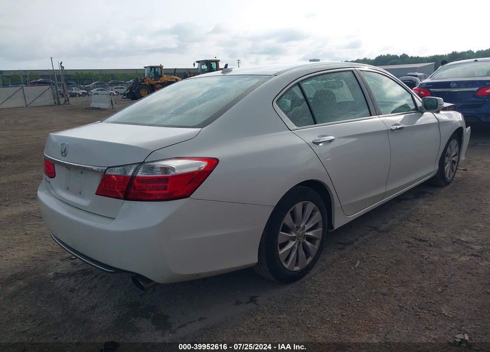 2015 HONDA ACCORD EX-L VIN: 1HGCR2F85FA062803