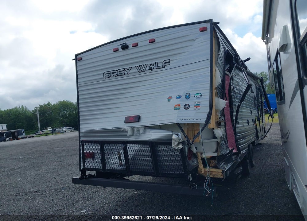 2022 FEATHERLITE CHEROKEE VIN: 4X4TCKB21NK082910