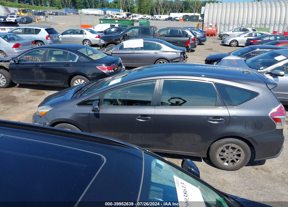 2015 TOYOTA PRIUS V THREE VIN: JTDZN3EU4FJ038713