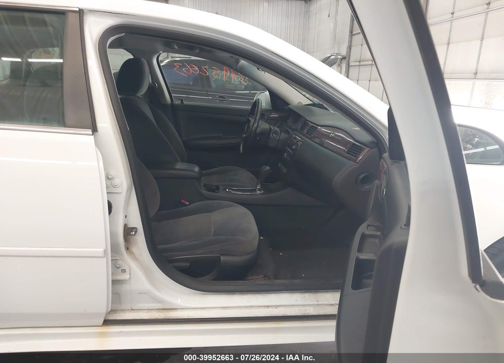 2011 CHEVROLET IMPALA LT VIN: 2G1WG5EK3B1207303