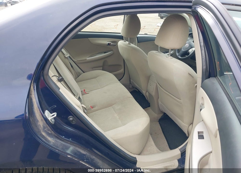 2013 TOYOTA COROLLA LE VIN: 2T1BU4EE8DC925095