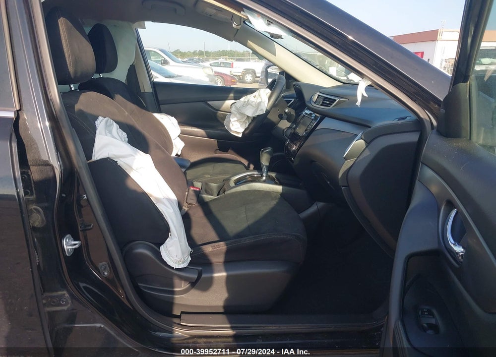 2016 NISSAN ROGUE SV VIN: 5N1AT2MT5GC828948