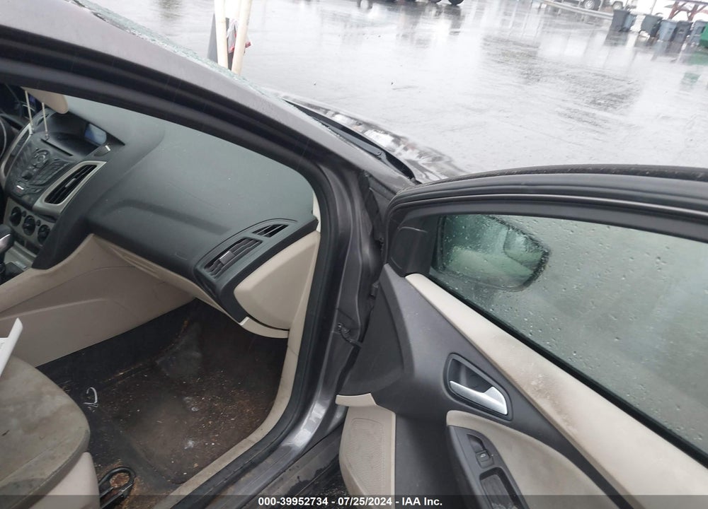 2013 FORD FOCUS SE VIN: 1FADP3F20DL207411