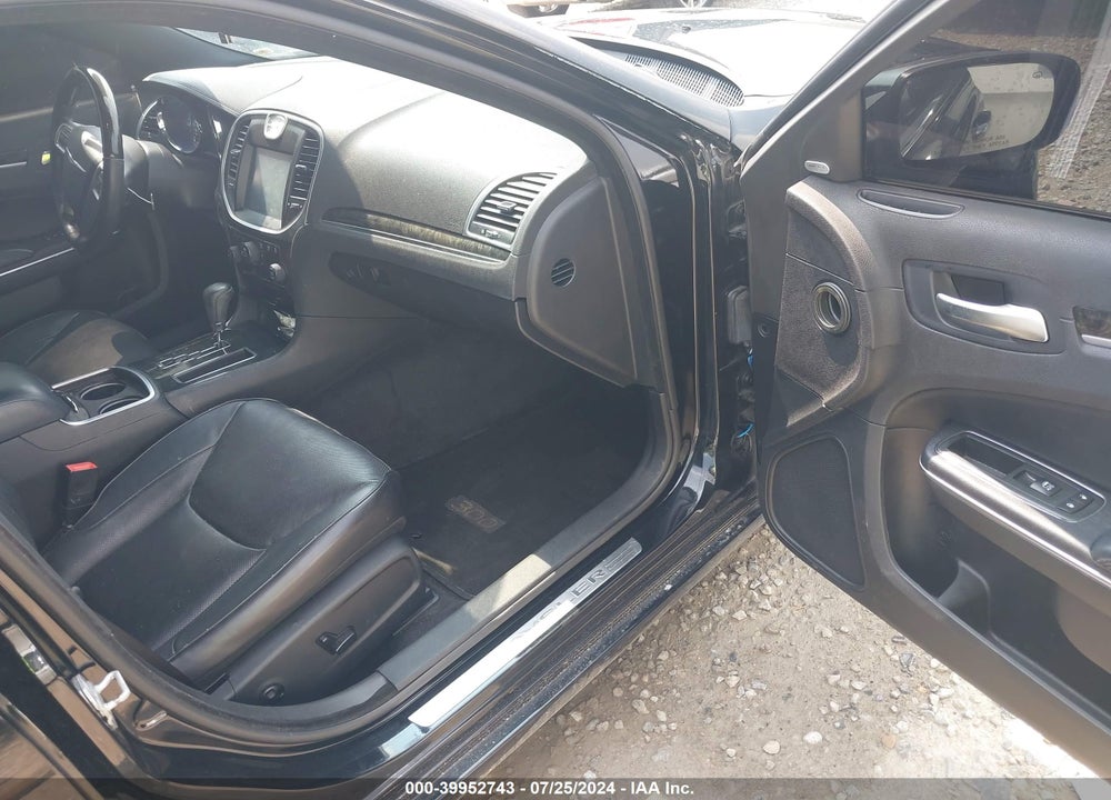 2012 CHRYSLER 300C VIN: 2C3CCAET6CH160739