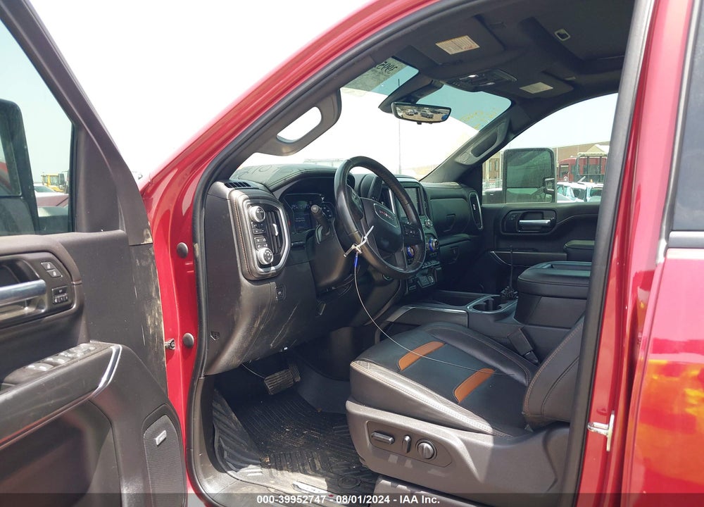 2021 GMC SIERRA 3500HD 4WD  STANDARD BED AT4 VIN: 1GT49VEY0MF143083
