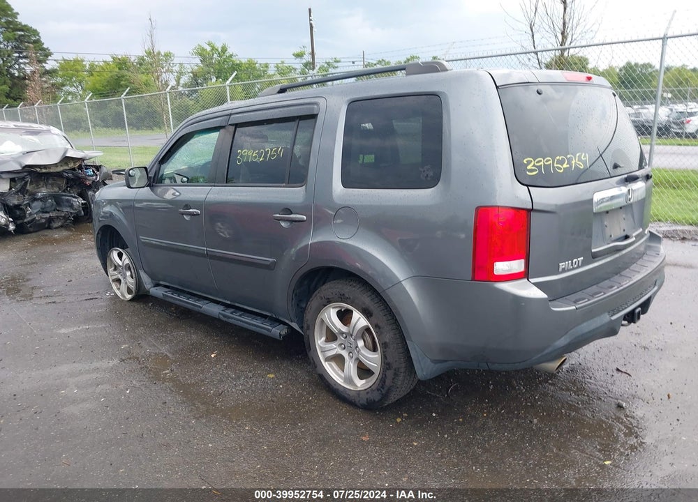 2012 HONDA PILOT EX-L VIN: 5FNYF4H55CB023997