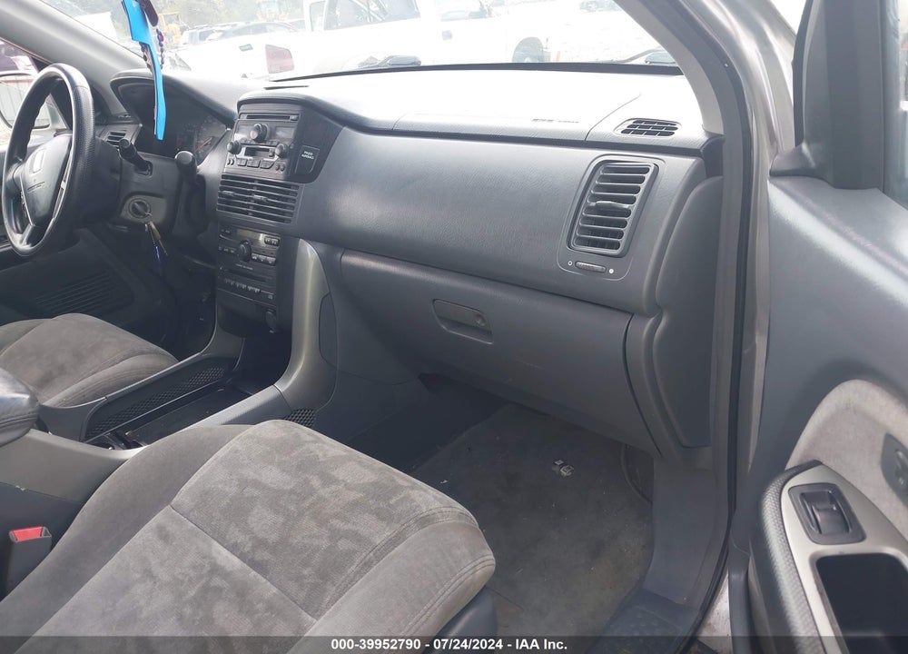 2005 HONDA PILOT EX VIN: 2HKYF184X5H524829
