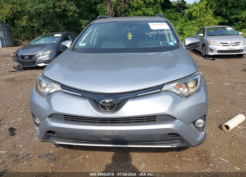 2017 TOYOTA RAV4 XLE VIN: 2T3RFREVXHW662013