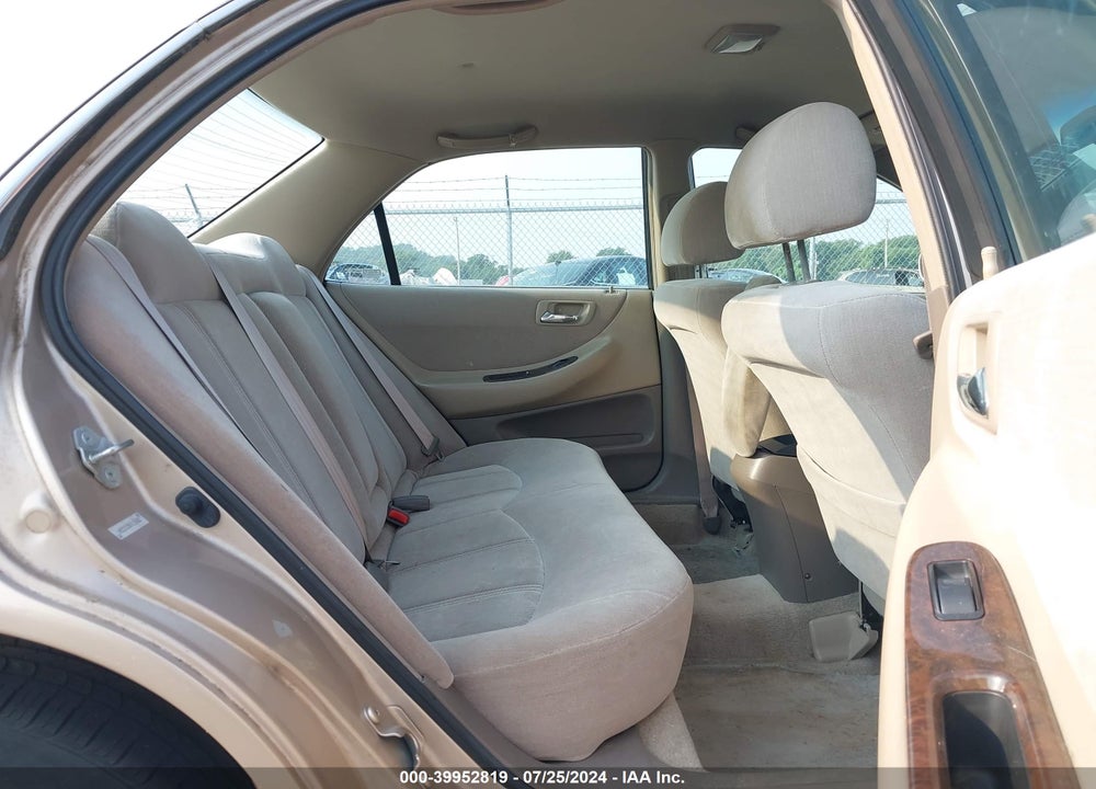 2000 HONDA ACCORD 2.3 SE VIN: 1HGCG5676YA119463