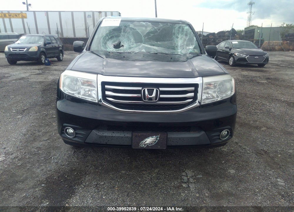 2014 HONDA PILOT EX VIN: 5FNYF4H46EB057683