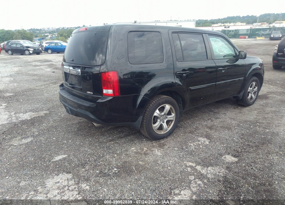 2014 HONDA PILOT EX VIN: 5FNYF4H46EB057683