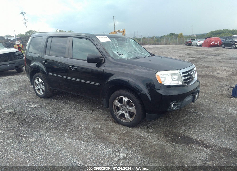 2014 HONDA PILOT EX VIN: 5FNYF4H46EB057683