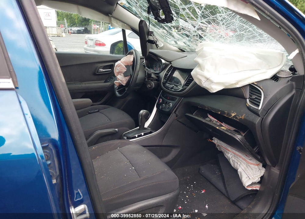2019 CHEVROLET TRAX VIN: 3GNCJPSB5KL300714