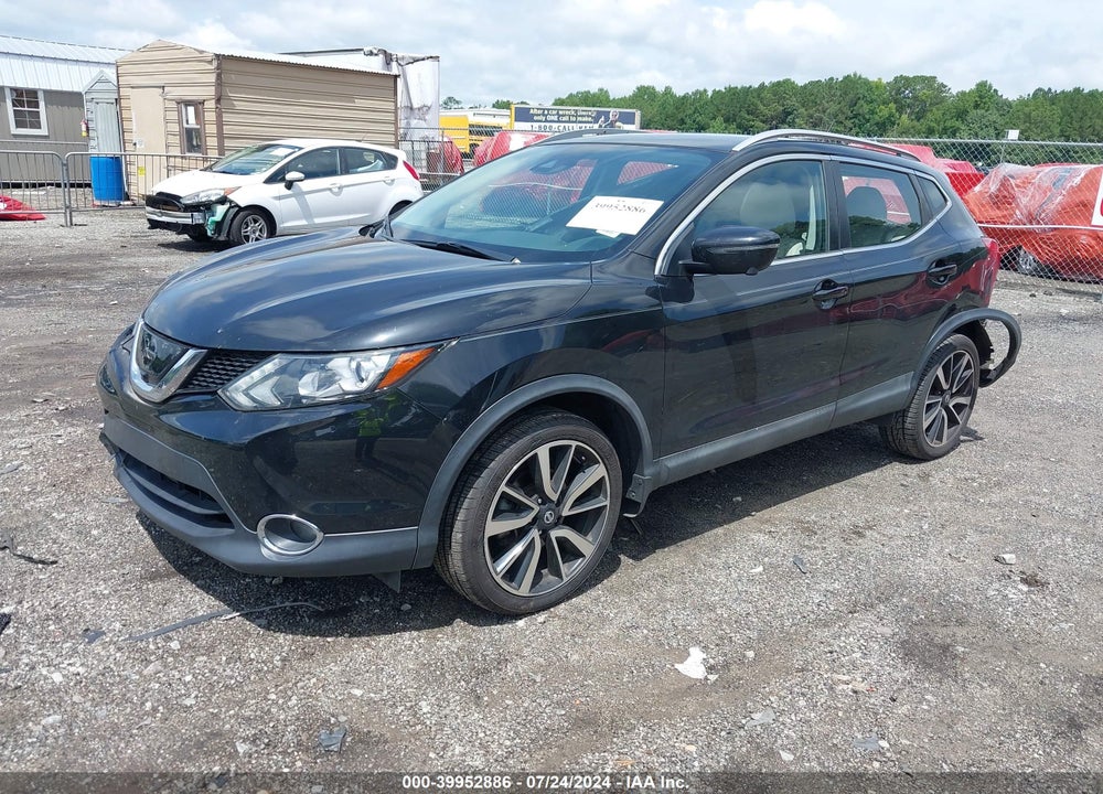 2017 NISSAN ROGUE SPORT SL VIN: JN1BJ1CP7HW013568