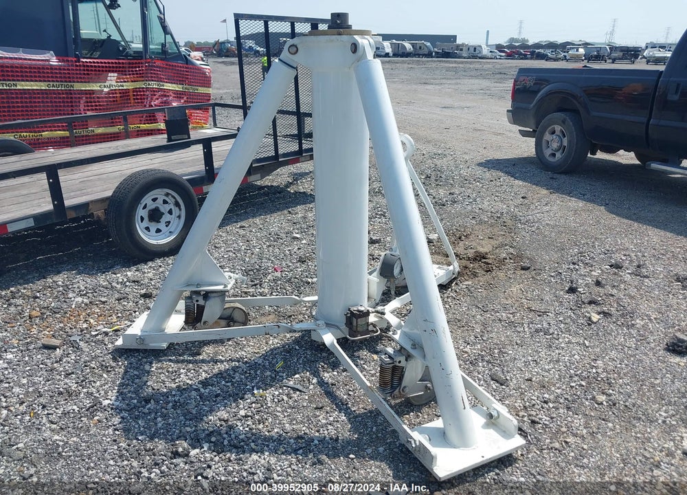 1989 EQUIPMENT GSE 4992 VIN: 00000000000209252