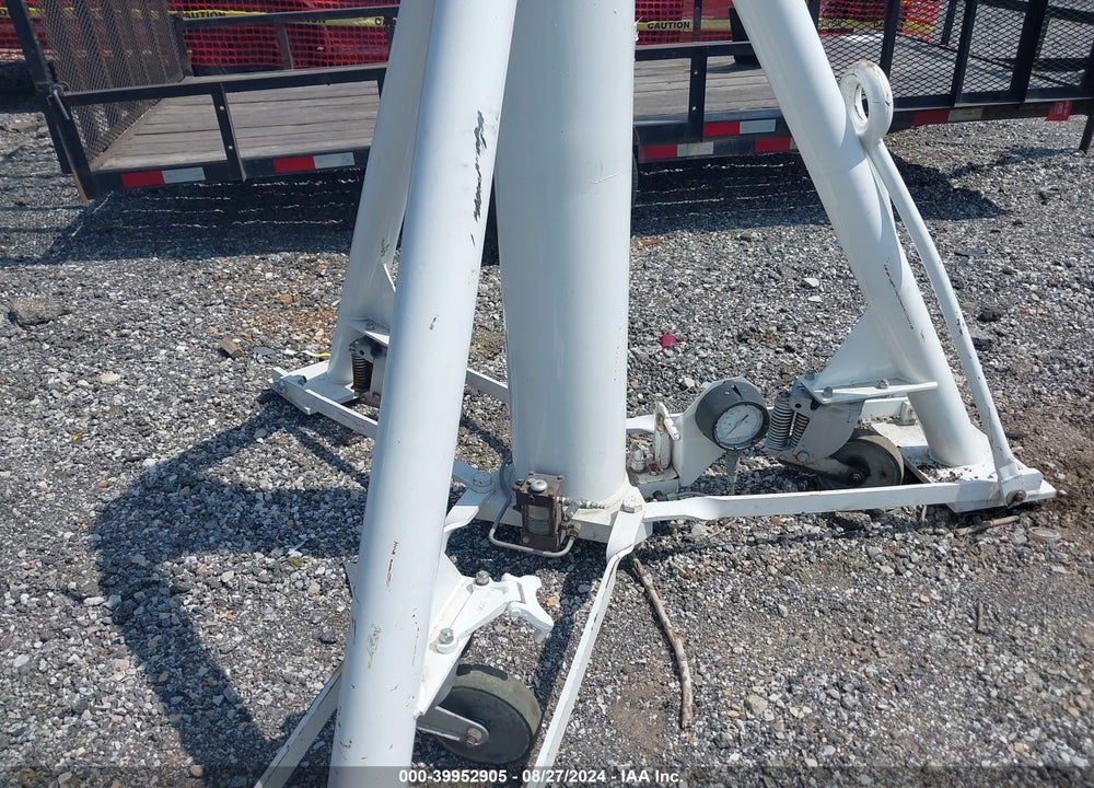1989 EQUIPMENT GSE 4992 VIN: 00000000000209252
