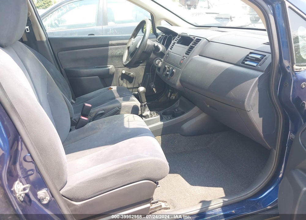 2010 NISSAN VERSA 1.6 VIN: 3N1CC1AP1AL387722