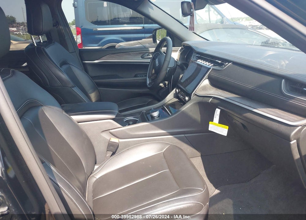 2024 JEEP GRAND CHEROKEE LIMITED 4X4 VIN: 1C4RJHBG2RC134243