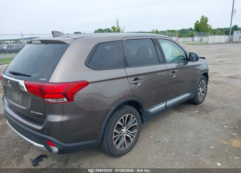 2017 MITSUBISHI OUTLANDER ES VIN: JA4AZ2A39HZ068099
