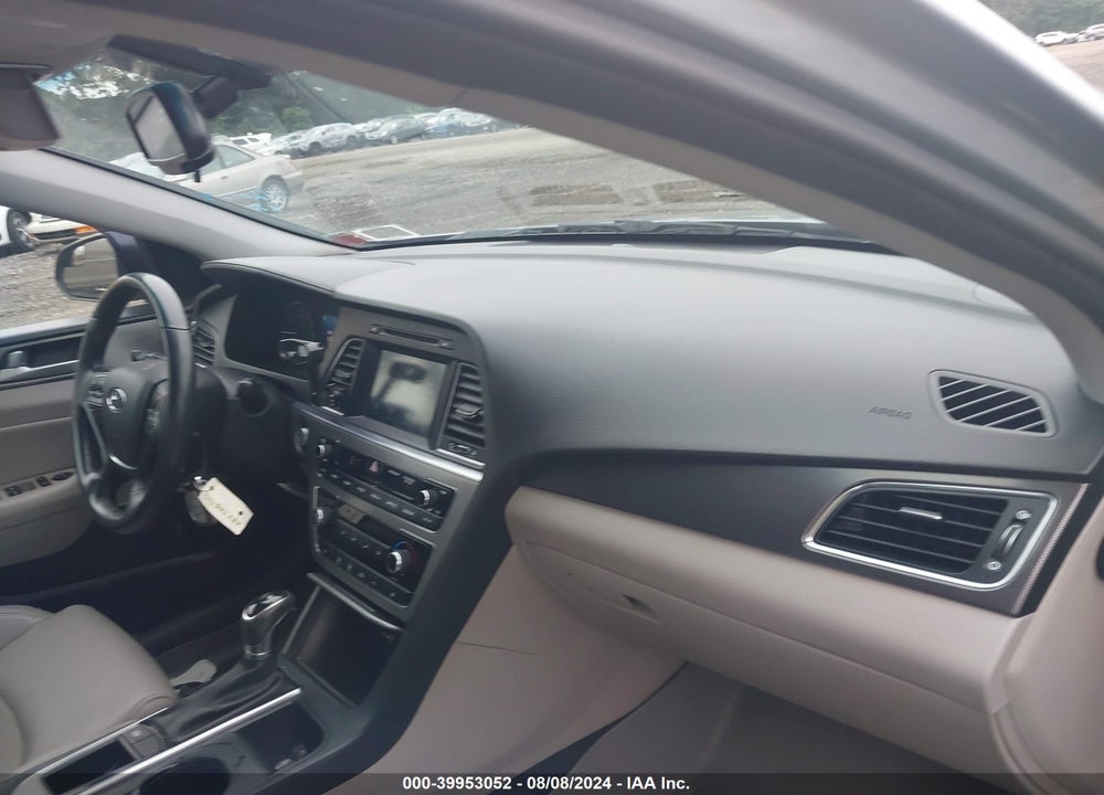 2017 HYUNDAI SONATA SPORT VIN: 5NPE34AF4HH582061