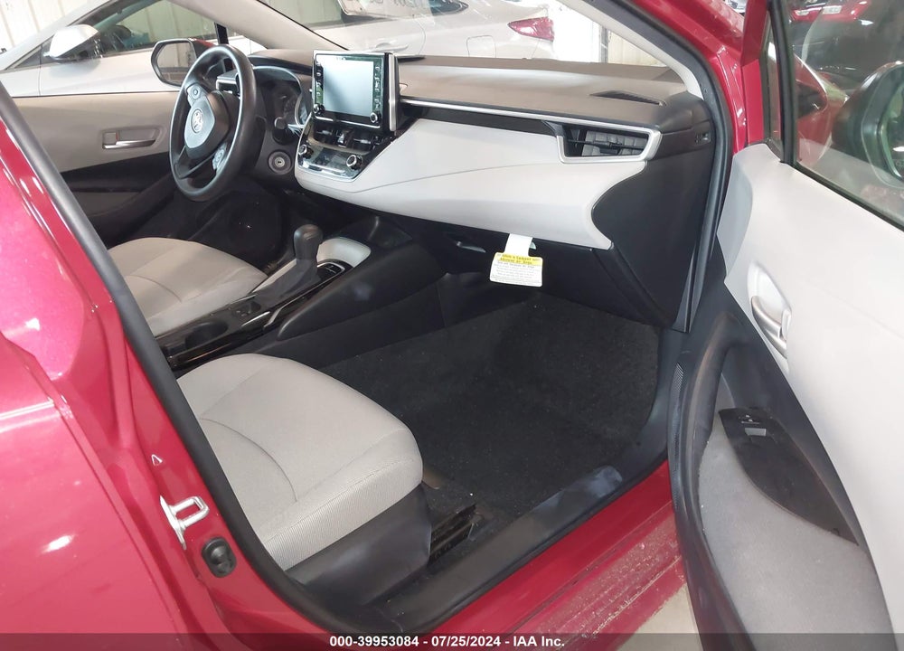 2020 TOYOTA COROLLA LE VIN: JTDEPRAE2LJ028493