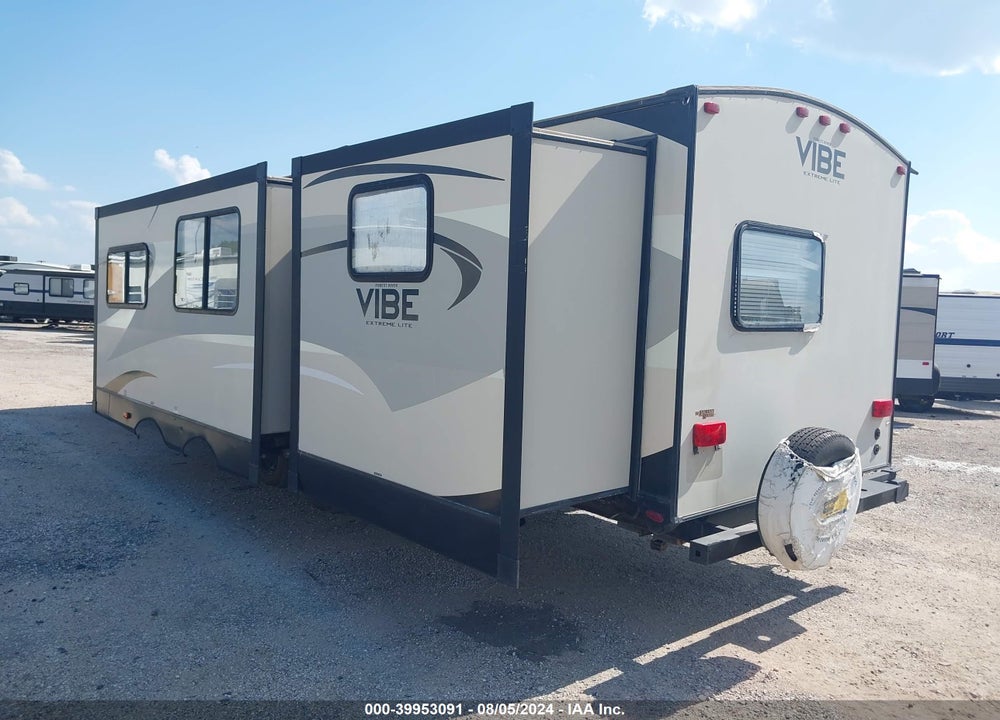 2015 FOREST RIVER VIBE EXTREME LITE M- VIN: 4X4TVBG29F4104533