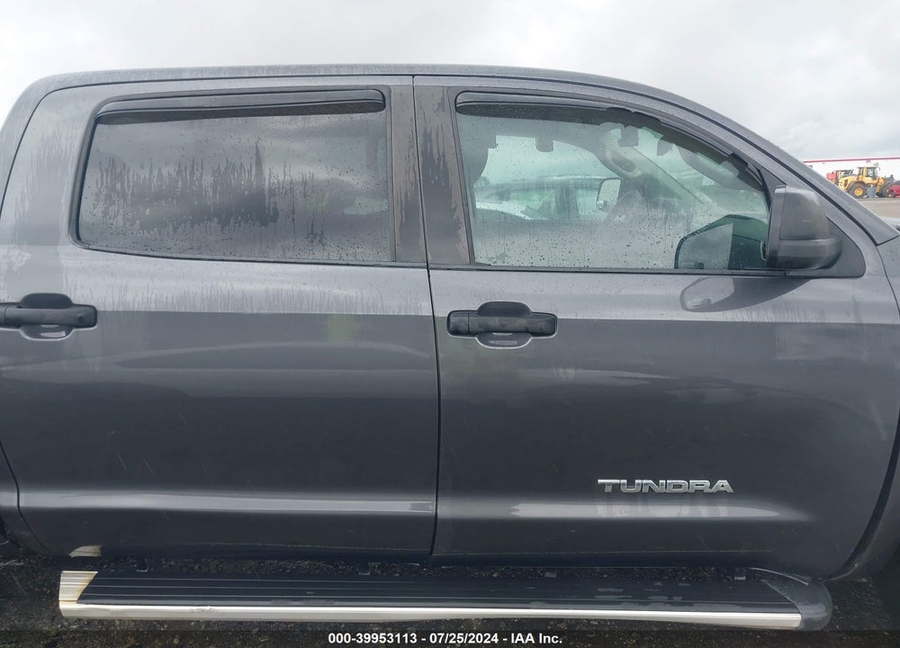 2011 TOYOTA TUNDRA GRADE 5.7L V8 VIN: 5TFEY5F11BX109606