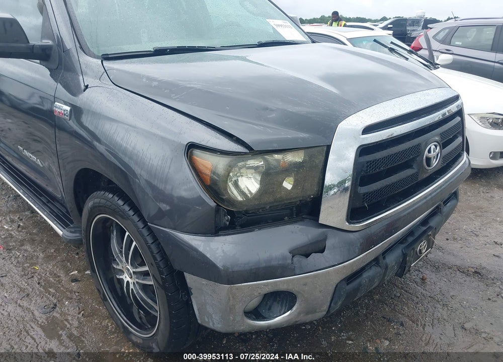 2011 TOYOTA TUNDRA GRADE 5.7L V8 VIN: 5TFEY5F11BX109606
