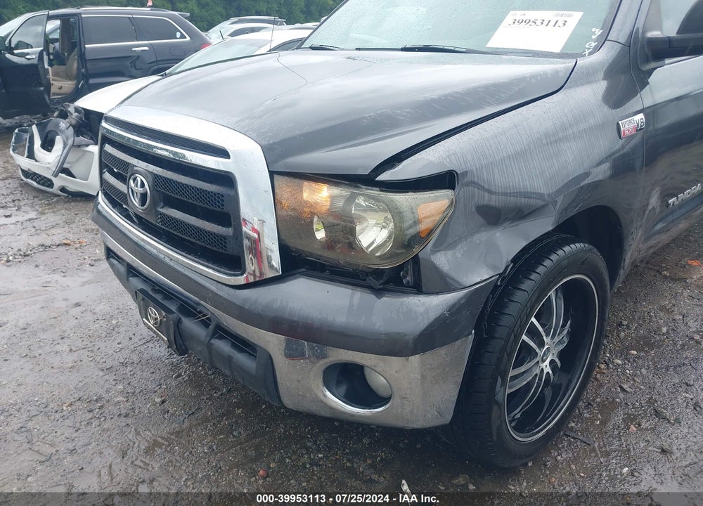 2011 TOYOTA TUNDRA GRADE 5.7L V8 VIN: 5TFEY5F11BX109606