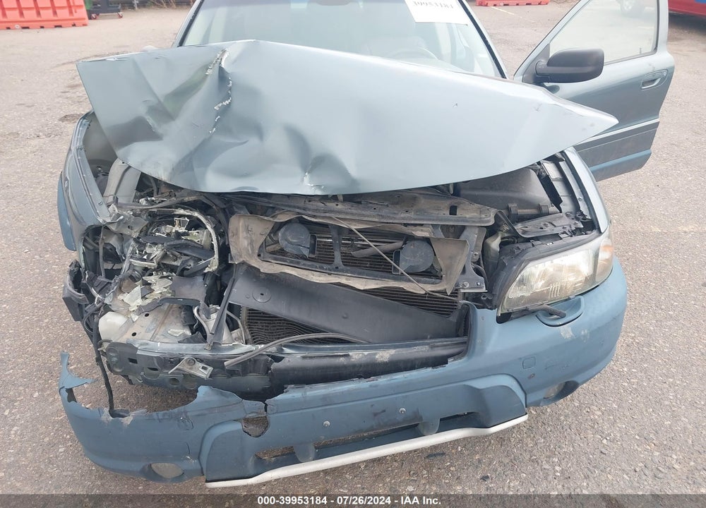 2003 VOLVO XC70 2.5T VIN: YV1SZ59HX31112270