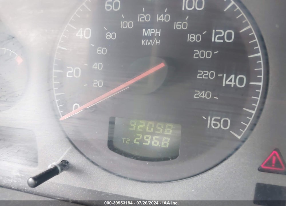 2003 VOLVO XC70 2.5T VIN: YV1SZ59HX31112270