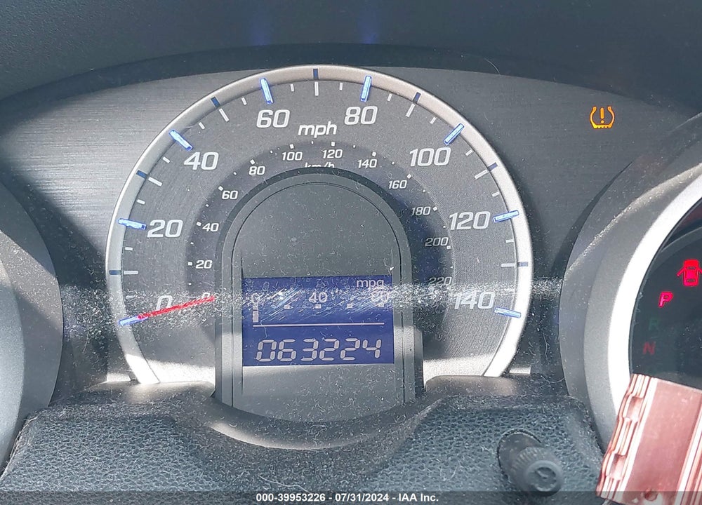 2013 HONDA FIT VIN: JHMGE8H32DC078019